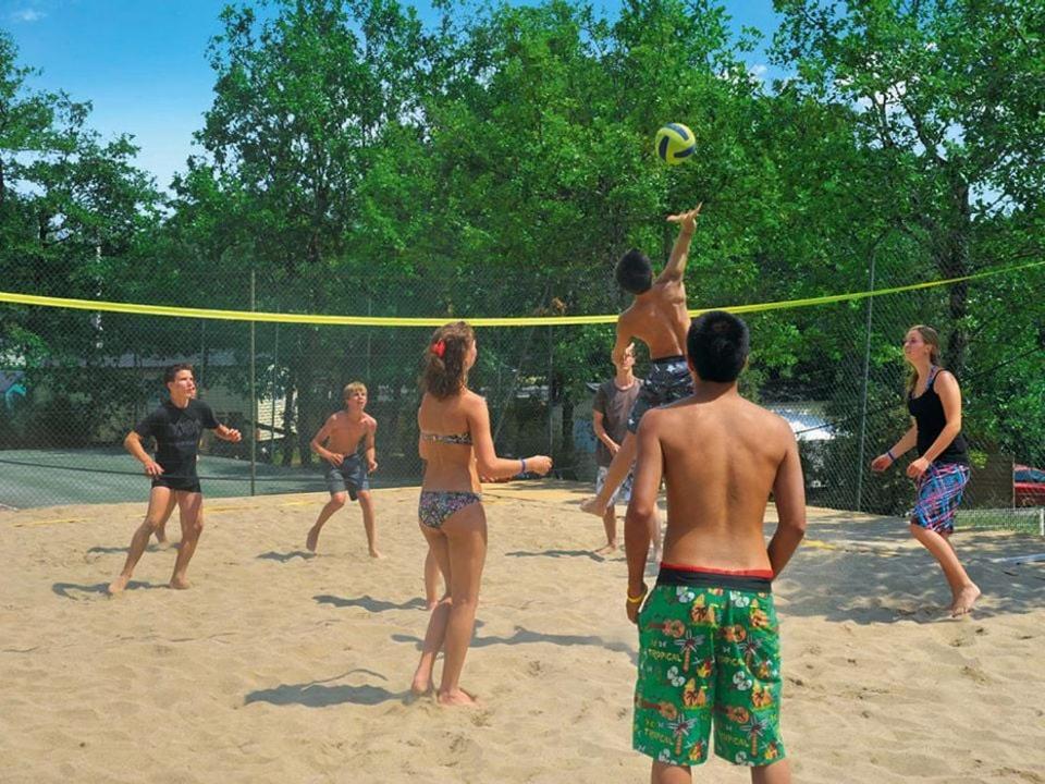 Bien Etre En 5 Etoiles Au Coeur Du Sud Ardeche, Domaine De Chaussy, Rivieres Vignobles Et Villages Classes Campsite Lagorce (Ardeche)